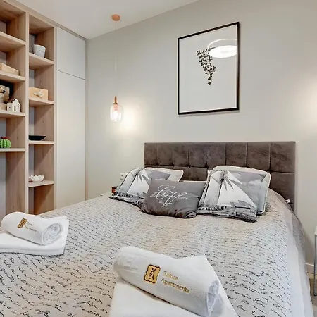 4 Seasons Jelitkowo + *