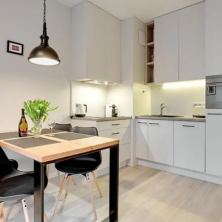 4 Seasons Jelitkowo + Gdansk